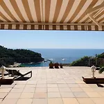 Miramar Villa