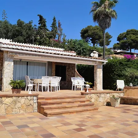Miramar Villa *